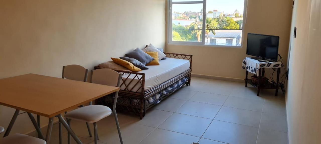 Apartament Departamento Debussy Posadas Zewnętrze zdjęcie